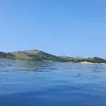 Appartamento Strandhaus Sofia - Bain- Zut - Kornati By Interhome