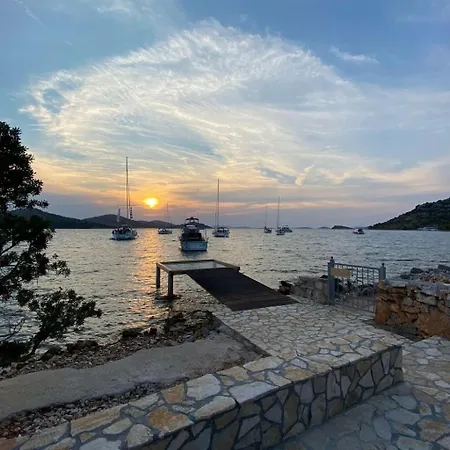 Strandhaus Sofia - Bain- Zut - Kornati By Interhome Apartament *