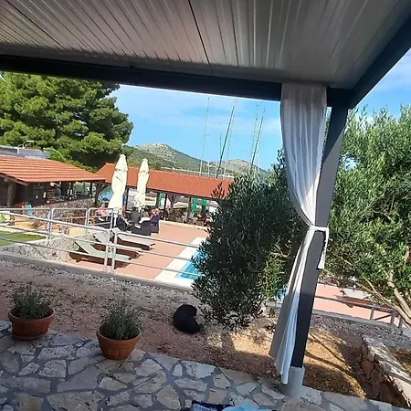 Strandhaus Sofia - Bain- Zut - Kornati By Interhome * Pristanisce