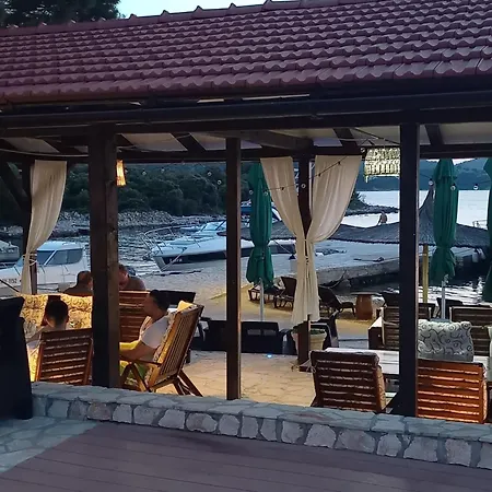 Strandhaus Sofia - Bain- Zut - Kornati By Interhome Apartament *