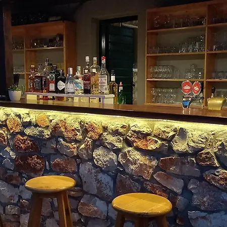 Strandhaus Sofia - Bain- Zut - Kornati By Interhome