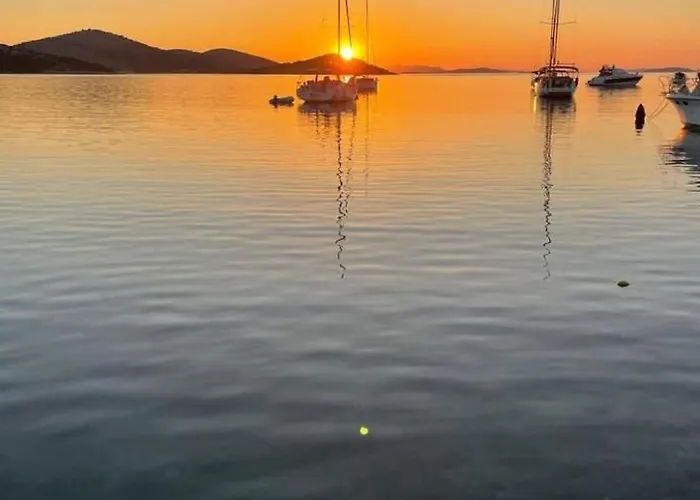 公寓 Strandhaus Sofia - Bain- Zut - Kornati By Interhome Pristanisce